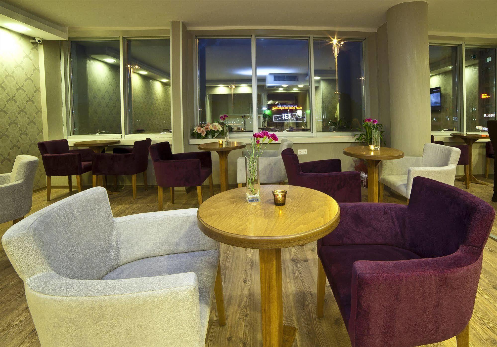 Walk In Hotel Измир Экстерьер фото