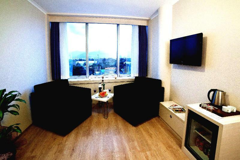 Walk In Hotel Измир Экстерьер фото